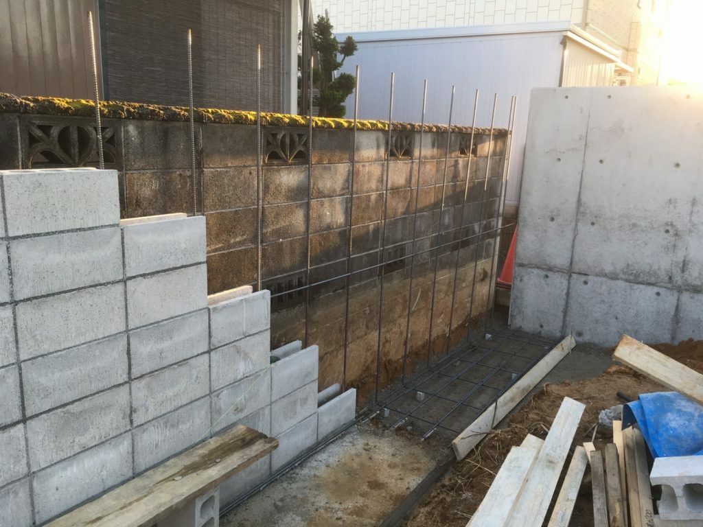 ブロック塀作り　刈谷
